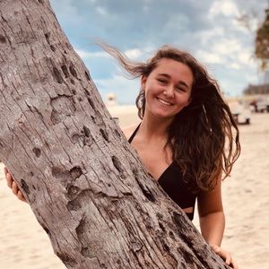 Meet your Posher, Anna